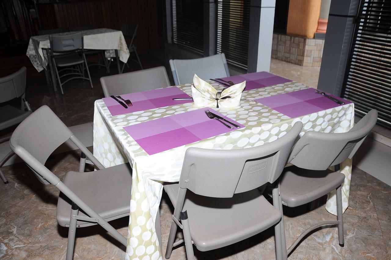 Modern Villa Hotel Kigali Exteriör bild