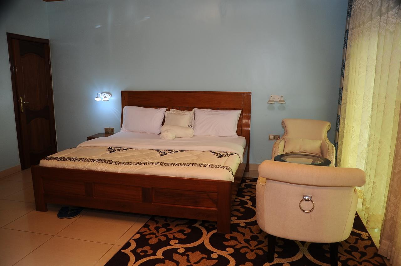 Modern Villa Hotel Kigali Exteriör bild